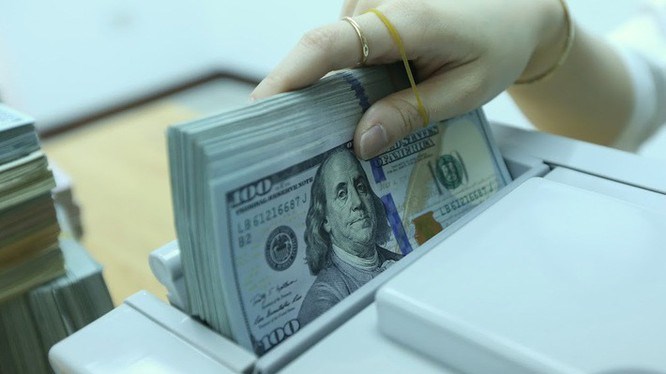 Đảm bảo ổn định tỷ giá, tiếp tục giảm lãi suất cho vay