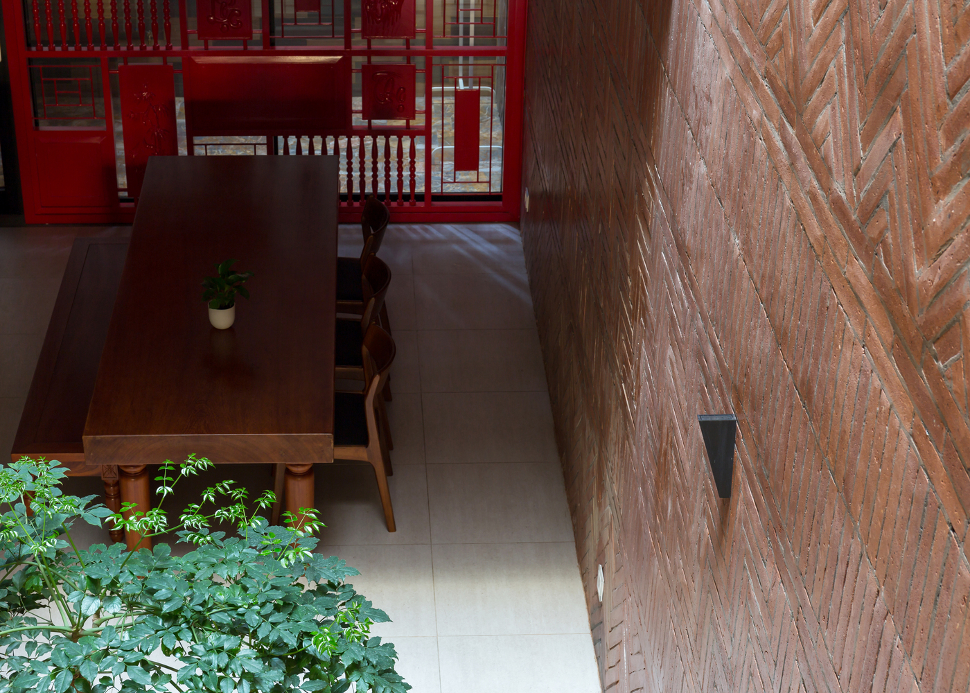 Thiết kế hiện đại kết hợp yếu tố truyền thống Bắc bộ của ngôi nhà 5 tầng ở Hà Nội - Ảnh 20