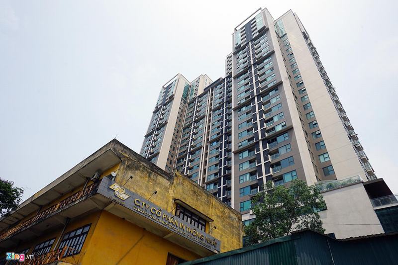 20 tòa chung cư chen chúc trên tuyến đường 720 m tại Hà Nội - Ảnh 3