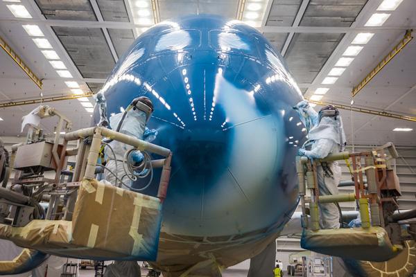 Hé lộ ảnh những chiếc Boeing 787-10 đang được “khoác áo” Vietnam Airlines - Ảnh 6