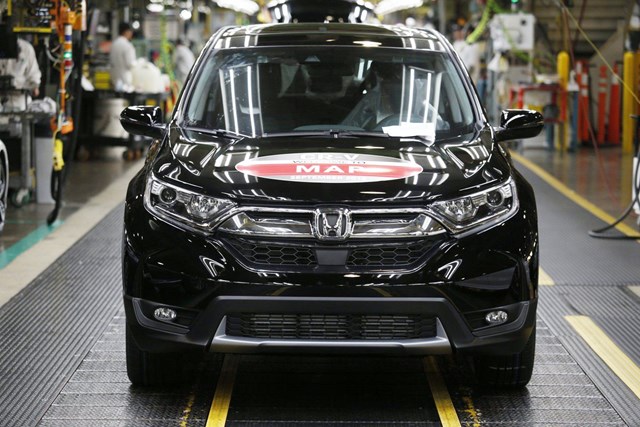 Honda CR-V đang được lắp r&aacute;p tại Th&aacute;i Lan v&agrave; xuất khẩu sang Việt Nam.