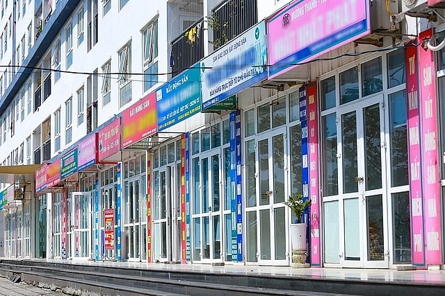 Sàn giao dịch bất động sản ở Hà Nội vẫn "ngủ đông" dù hết cách ly xã hội - Ảnh 3