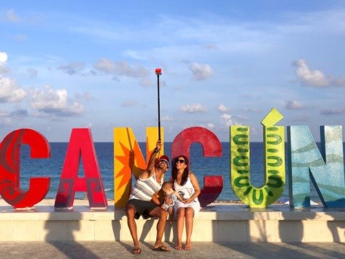 Th&agrave;nh phố Cancun của Mexico l&agrave; một điểm đến nổi tiếng vốn thu h&uacute;t rất đ&ocirc;ng du kh&aacute;ch Mỹ. (Ảnh: Reuters)