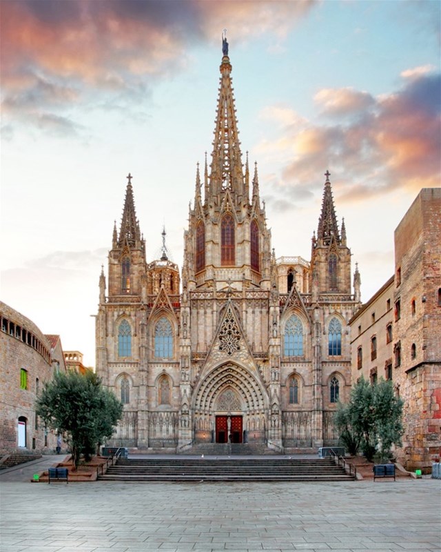 Nh&agrave; thờ Barcelona