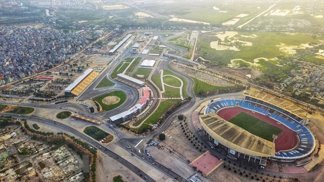 Chặng đua F1 ở H&agrave; Nội được x&acirc;y dựng với chiều d&agrave;i 5,565 km, xung quanh s&acirc;n vận động quốc gia Mỹ Đ&igrave;nh. (Ảnh: Th&agrave;nh Đạt/TTXVN)