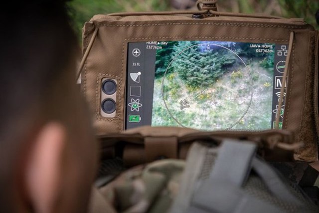 Trinh sát luôn đóng vai trò quan trọng trong đặc biệt trong tác chiến hiện đại, khi mà khả năng ngụy trang ngày càng phát triển, chính vì thế các nền công nghiệp quân sự hàng đầu thế giới tập trung phát triển các UAV siêu nhỏ cho hoạt động trinh sát. 