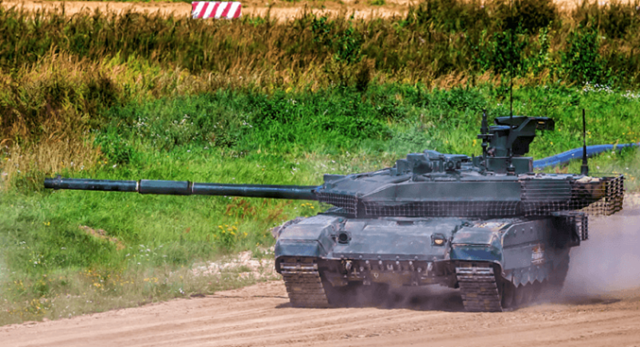 Dự kiến trong tương lai c&aacute;c xe tăng chiến đấu chủ lực T-90M Proryv-3 c&ograve;n được t&iacute;ch hợp ph&aacute;o ch&iacute;nh n&ograve;ng trơn 2A82 cỡ 125 mm, đ&acirc;y l&agrave; loại m&agrave; T-14 Armata đang sử dụng.