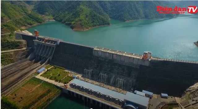Thủy điện vẫn l&agrave; nguồn sản xuất điện chủ lực của Việt Nam.