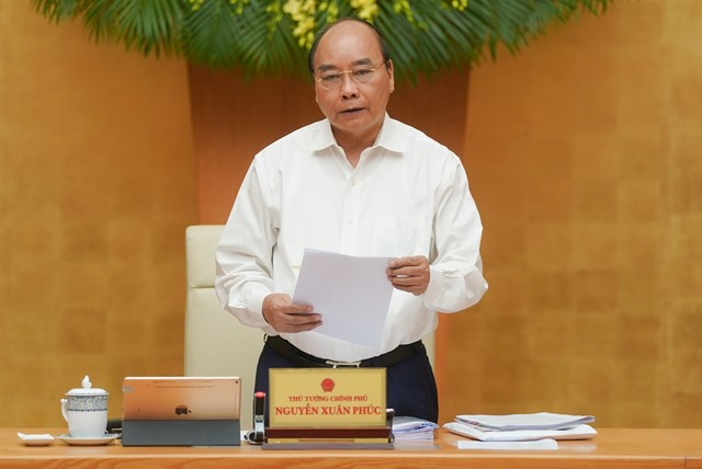 Thủ tướng Nguyễn Xuân Phúc phát biểu kết luận phiên họp.