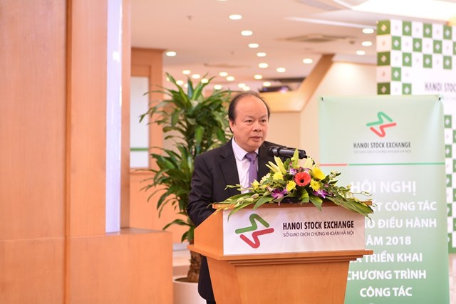 hứ trưởng Bộ T&agrave;i ch&iacute;nh Huỳnh Quang Hải ph&aacute;t biểu tại Hội nghị.