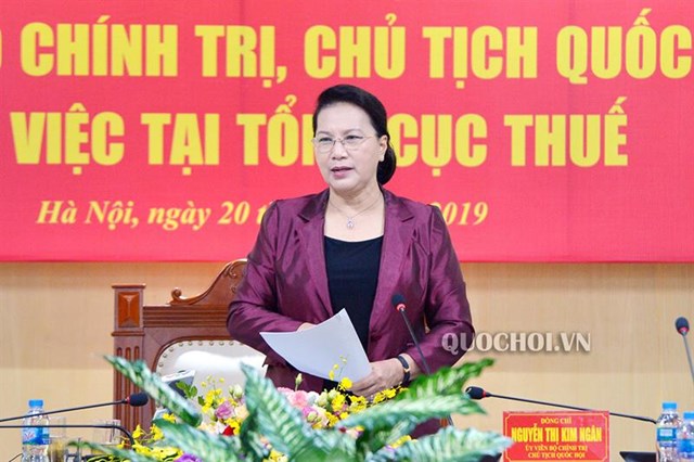 Chủ tịch Quốc hội Nguyễn Thị Kim Ng&acirc;n ph&aacute;t biểu tại buổi l&agrave;m việc. Nguồn: quochoi.vn