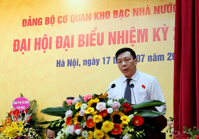 Ph&oacute; B&iacute; thư Thường trực Đảng ủy Bộ T&agrave;i ch&iacute;nh Nguyễn Hữu Th&acirc;n ph&aacute;t biểu tại Đại hội.