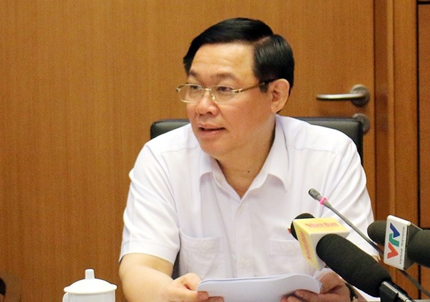 Phó Thủ tướng Vương Đình Huệ phát biểu tại phiên họp. 