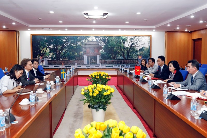 Quang cảnh buổi tiếp Đại sứ Thụy Điển.