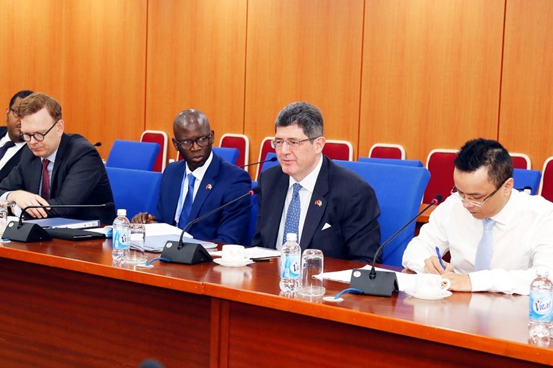 Ông Joaquim Levy cam kết WB tiếp tục triển khai các đề án giúp Việt Nam phát triểnKT-XH.