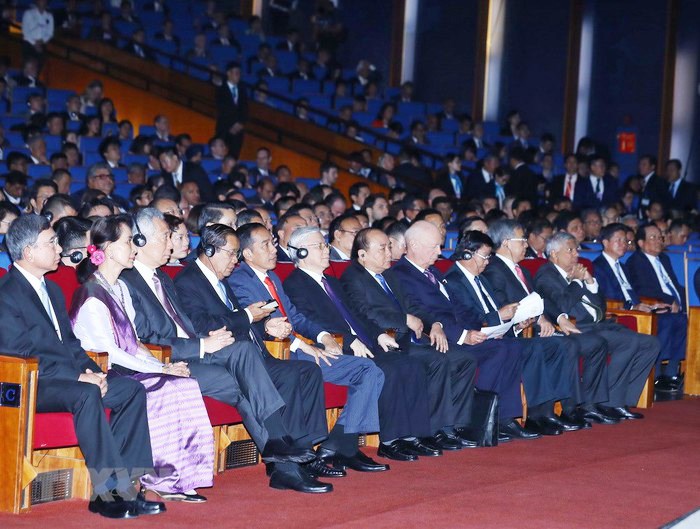 Các đại biểu tham dự Hội nghị.