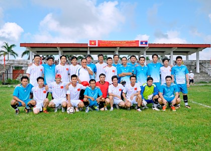 Giao lưu cán bộ, công chức Tài chính hai nước Việt Nam và Lào lần thứ 6: Đoàn kết, hữu nghị, thắm tình bằng hữu - Ảnh 4