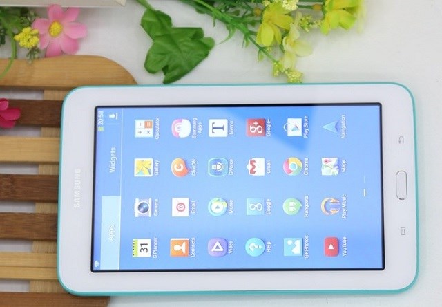 Máy tính bảng 3G giá rẻ của Samsung được trang bị bộ vỏ nhiều màu sắc trẻ trung Máy tính bảng 3G giá rẻ của Samsung được trang bị bộ vỏ nhiều màu sắc trẻ trung