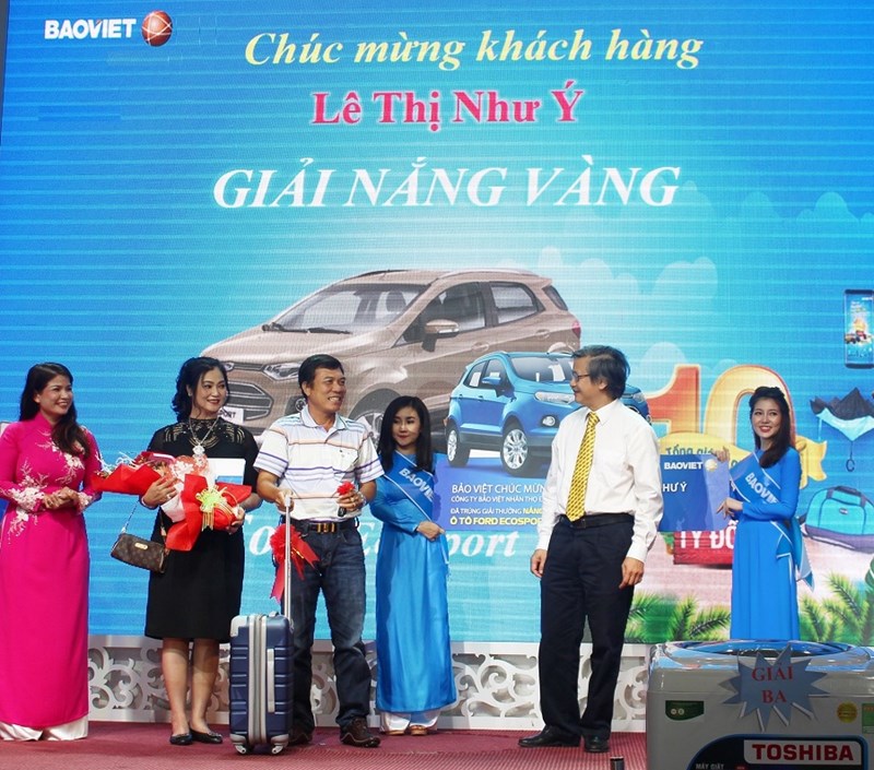 Chỉ còn 2 ngày nữa để trở thành chủ nhân ô tô Ford Ecosport trong chương trình “Nắng vàng Biển xanh cùng Bảo Việt”.