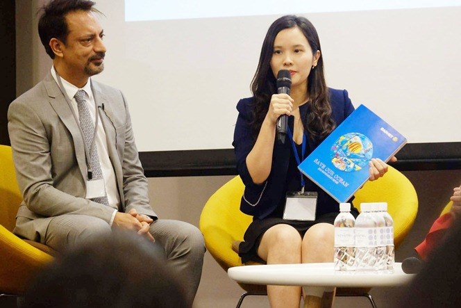 Đại diện Bảo Việt chia sẻ kinh nghiệm thực hiện Báo cáo tích hợp, Báo cáo phát triển bền vững trong diễn đàn ASRS khu vực châu Á tại Singapore tháng 9/2017.