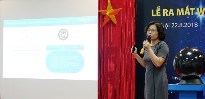 Đại diện đơn vị thành viên của Tập đoàn Bảo Việt chia sẻ kinh nghiệm trong hội nhập kỷ nguyên kỹ thuật số 4.0.