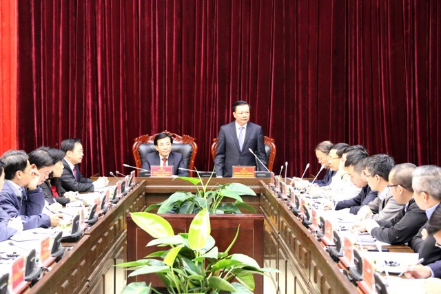Bộ trưởng Đinh Tiến Dũng phát biểu tại buổi làm việc với lãnh đạo tỉnh Điện Biên.