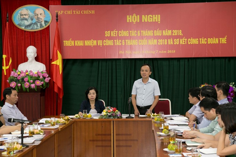 TS. Phạm Thu Phong - Tổng Biên tập Tạp chí Tài chính phát biểu tại Hội nghị