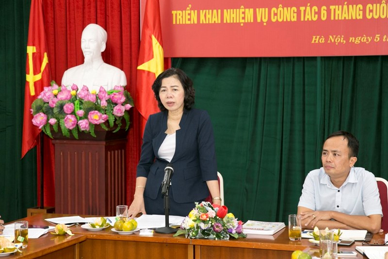 Thứ trưởng Vũ Thị Mai phát biểu chỉ đạo Hội nghị.