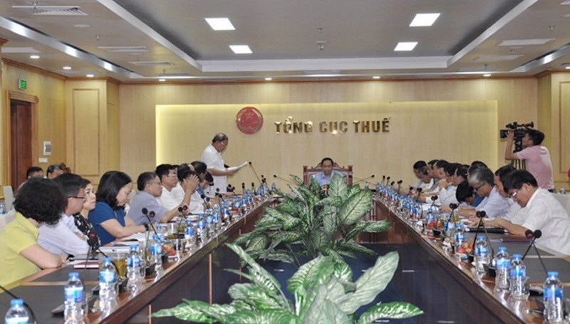 Toàn cảnh buổi làm việc.