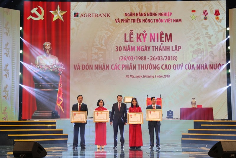 Ghi dấu quá trình 30 năm xây dựng và trưởng thành - Ảnh 1