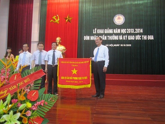 Xứng đáng lá cờ đầu - Ảnh 3