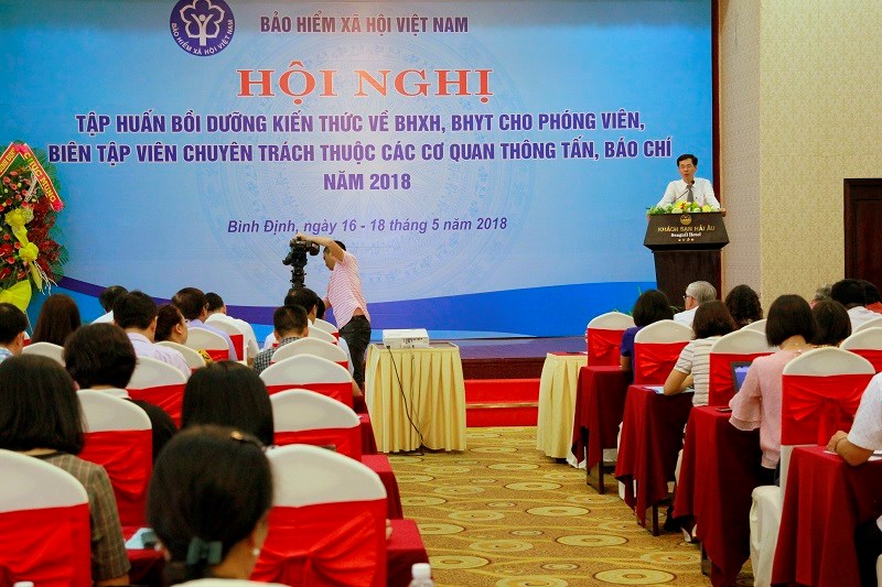 Toàn cảnh Hội nghị.