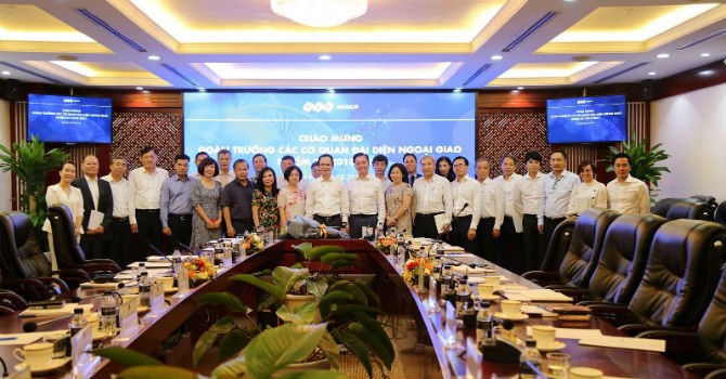 Tập đoàn FLC đón tiếp Đoàn trưởng các cơ quan đại diện ngoại giao nhiệm kỳ 2018 - 2021.