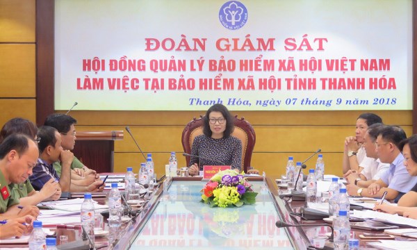 Tổng Giám đốc Nguyễn Thị Minh và Đoàn làm việc tại BHXH tỉnh Thanh Hóa