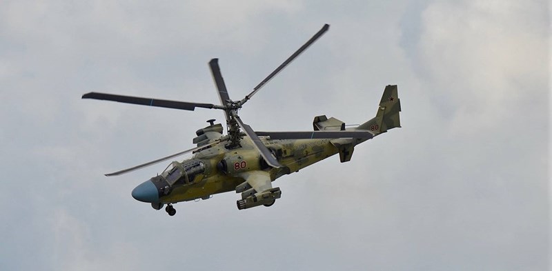  Để tăng cường năng lực cho chiếc Mistral cũng như lực lượng yểm trợ hỏa lực đường không, vào năm 2015 Cairo đã đặt mua từ Nga 46 trực thăng tấn công Ka-52 Alligator.