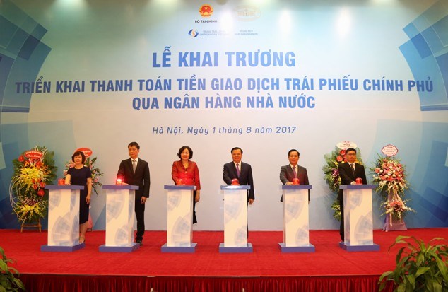 Lễ khai trương chuyển chức năng thanh toán tiền giao dịch trái phiếu Chính phủ qua Ngân hàng Nhà nước.
