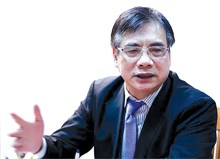 Nguyên Viện trưởng Viện Kinh tế Việt Nam Trần Đình Thiên