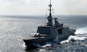  [Infographics] Chiến hạm Pháp áp sát căn cứ Nga, căng thẳng lại gia tăng tại Syria 