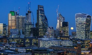 Brexit ảnh hưởng đến trung tâm tài chính London nghiêm trọng hơn dự kiến