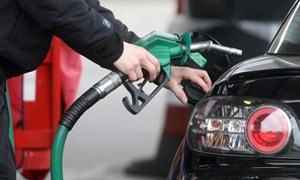  Giá xăng dầu tăng mạnh