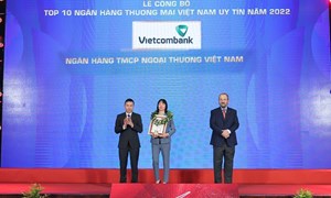 Vietcombank đứng đầu Top 10 ngân hàng thương mại uy tín 