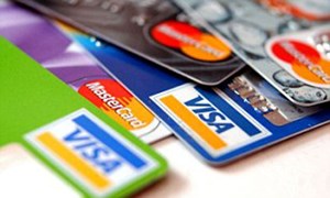 Visa và MasterCard cần có chính sách hỗ trợ giảm phí cho các ngân hàng 