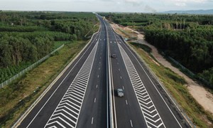 Cần 99.500 tỷ đồng vốn ngân sách cho dự án đường bộ cao tốc Bắc Nam