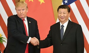 Bloomberg: Mỹ có lợi thế trong cuộc chiến thương mại với Trung Quốc