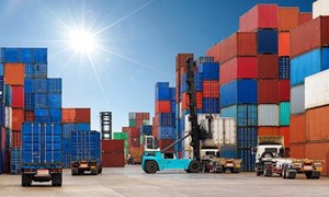 Xuất nhập khẩu hàng hóa đạt kỷ lục 668,5 tỷ USD