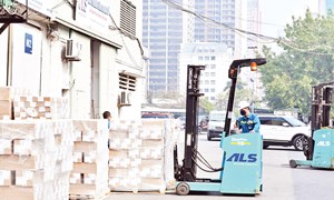 Đưa Hà Nội trở thành trung tâm logistics của cả nước