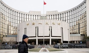 PBOC bơm 700 tỷ nhân dân tệ qua các khoản vay MLF, giữ nguyên lãi suất tháng thứ tư liên tiếp