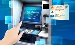 Nhiều ngân hàng cho phép rút tiền bằng căn cước công dân gắn chip tại ATM