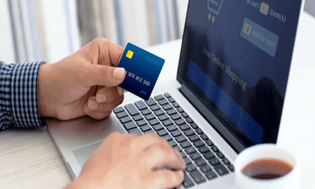 Trao đổi về mở thẻ ngân hàng bằng hình thức online