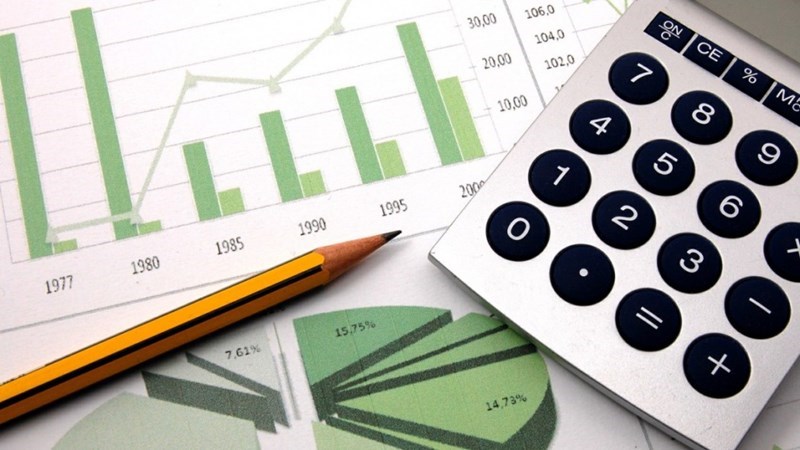 Phân tích các yếu tố ảnh hưởng đến tính minh bạch thông tin trên báo cáo tài chính của doanh nghiệp